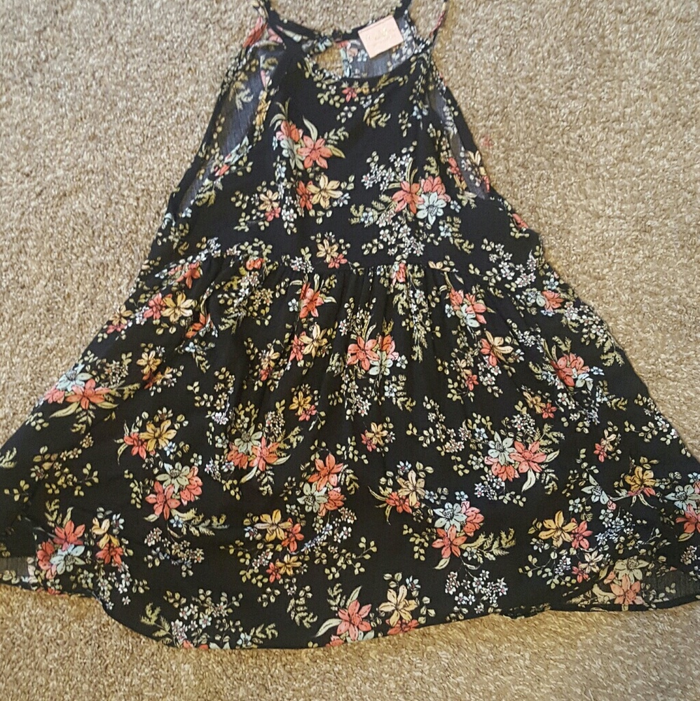 Floral spaghetti strap tunic top